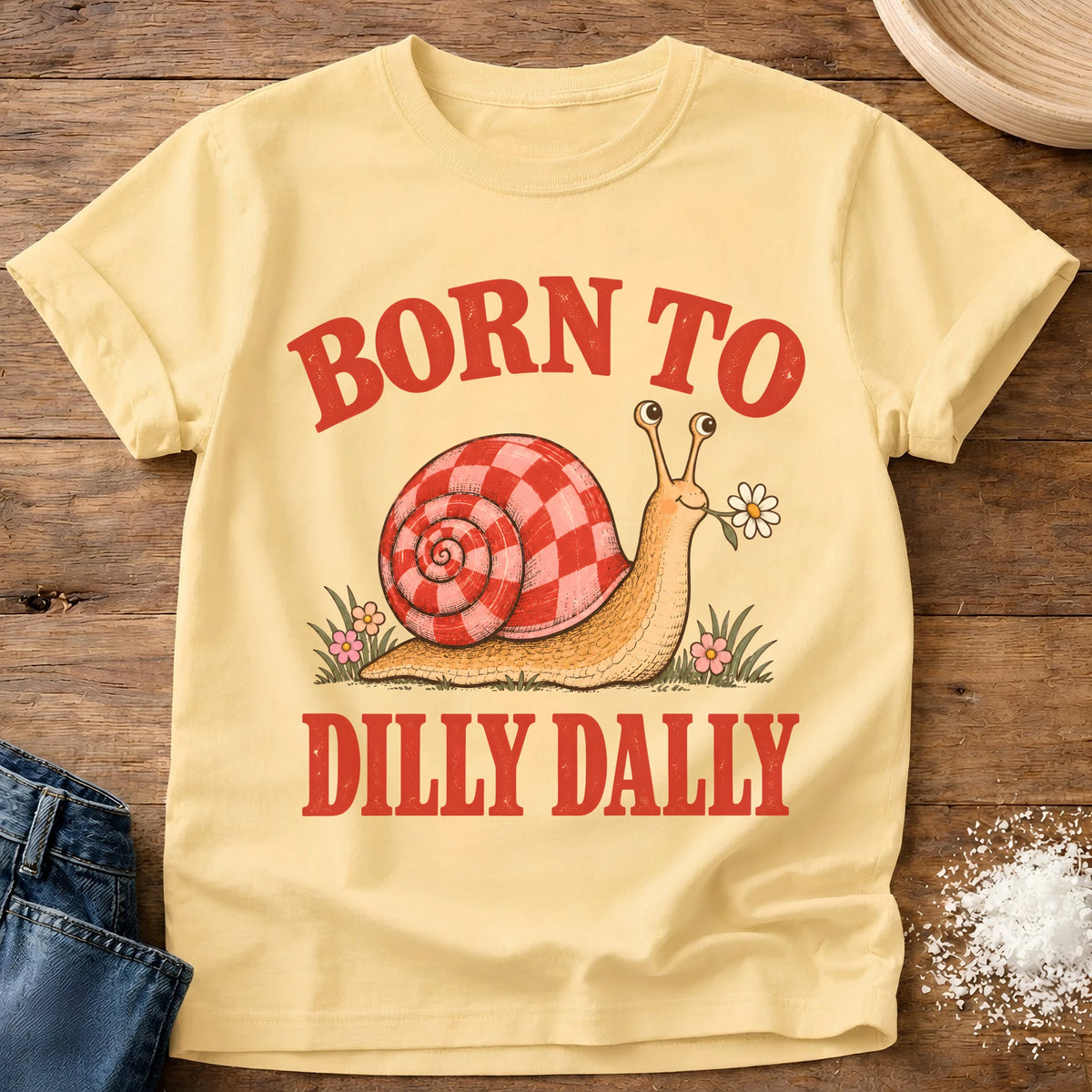 Knead More Fun Dilly Dally Snail snail t-shirt in Butter