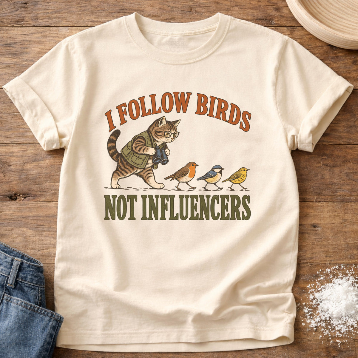 Knead More Fun Follow Birds graphic t-shirt in Ivory