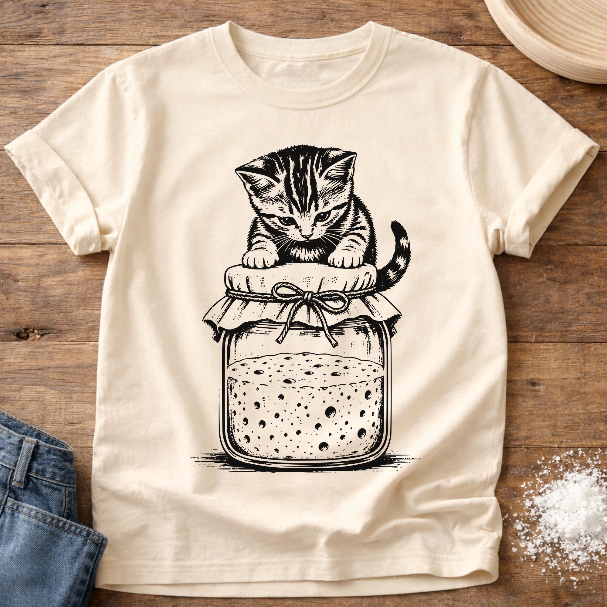 Knead More Fun Mischief Kitten t-shirt in Ivory